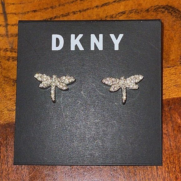 NWT Ladies DKNY Base Metal dragon fly silver tone post earrings - Picture 2 of 4
